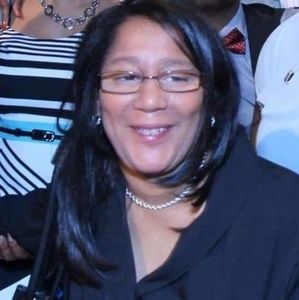 Meet your Posher, Harrietta